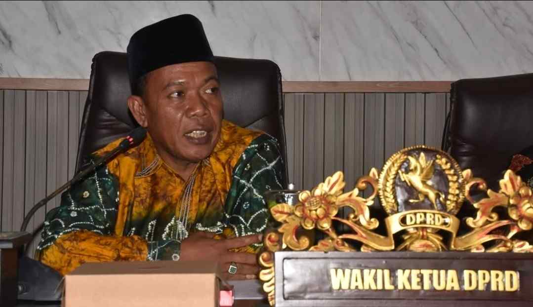Ibu Hamil Ditandu di Kangean H. Dul Siam Sebut Implikasi Ketimpangan Infrastruktur Kepulauan Sumenep
