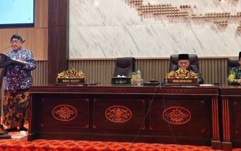 Wabup Sumenep Sampaikan Jawaban atas Pandangan Fraksi DPRD