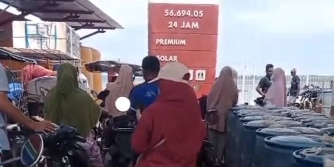 Usai Dikeluhkan, Pertalite di Sapeken Berangsur Ada Meski Masih Langka