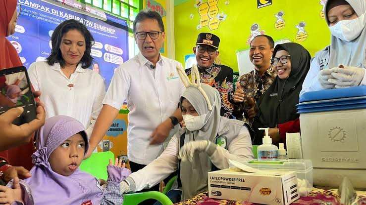 Dinkes P2KB Sumenep Pastikan Vaksin Campak Aman dan Halal