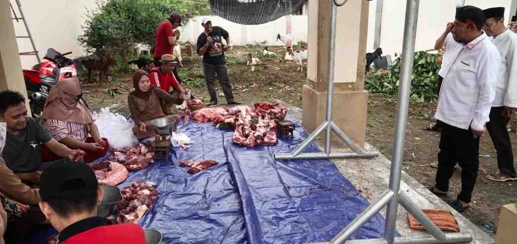 Pemkab Sumenep Salurkan Hewan Kurban