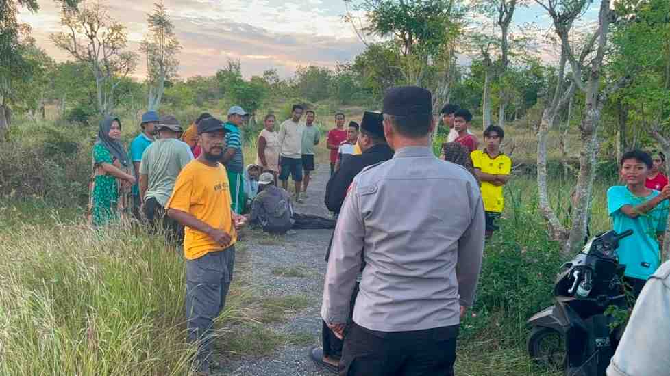 Petani Lanjut Usia Ditemukan Meninggal di Jalan Desa Lobuk