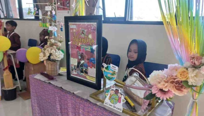 Hebatnya Siswa Kelas 1 SDU Permata Mulia Ubah Sampah Menjadi Karya Bernilai