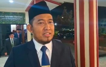Respon Bupati Sumenep Terhadap Antrean Panjang di SPBU: Jangan Panik, Ini Soal Keterlambatan Kiriman