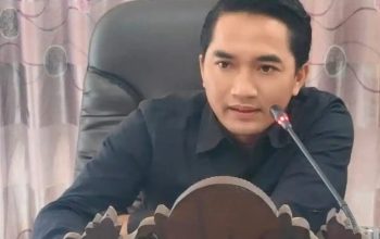 Jalan Rusak Parah di Desa Montorna Belum Bisa Diperbaiki Pemkab, Anggota DPRD Siap Perjuangkan Aspirasi