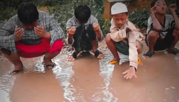 Pemuda di Manding Protes Jalan Desa Rusak Menahun, Pemkab Sumenep Bantu Perbaiki 350 Meter