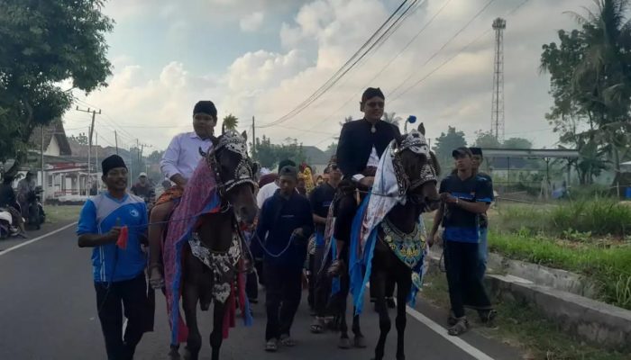 SDN Juluk I Hidupkan Kembali Tradisi Leluhur di Hari Pertama MPLS