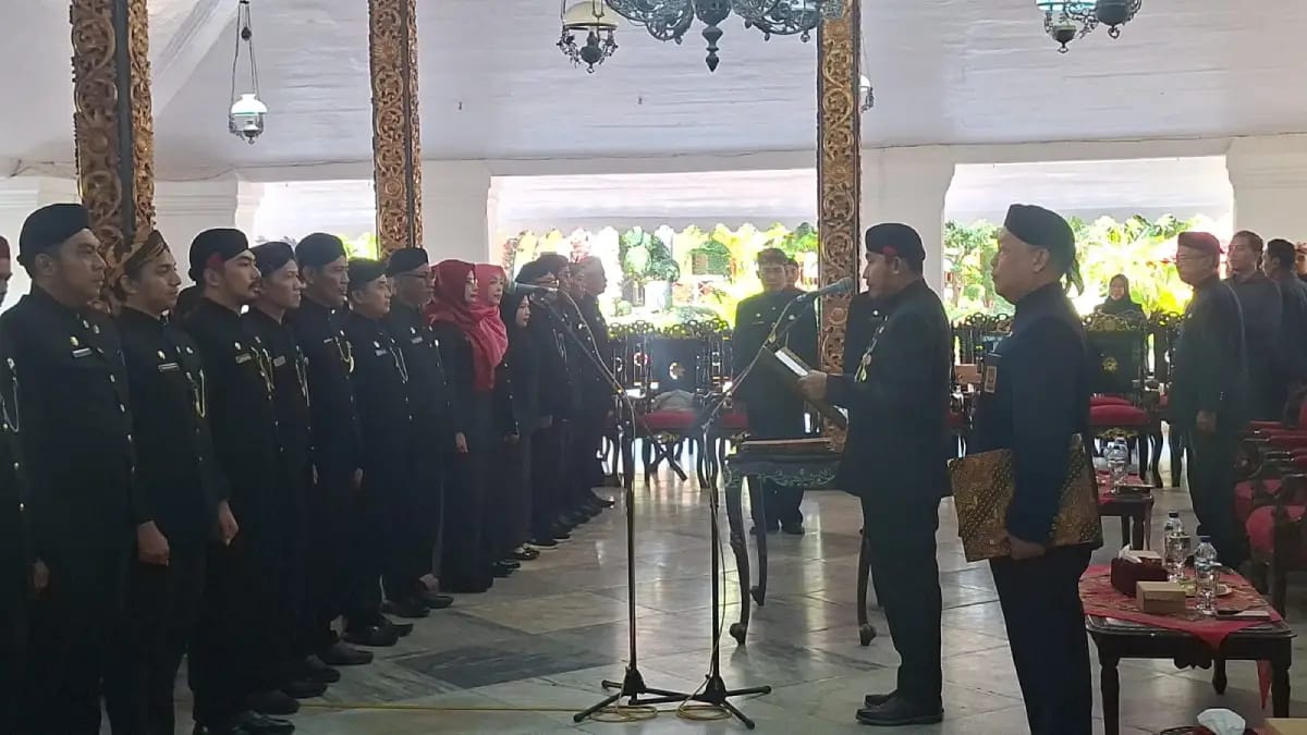 Bupati Sumenep Lantik Puluhan Pejabat Administrator dan Pengawas