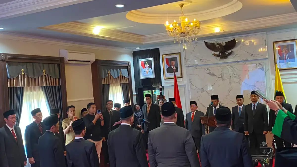 Bupati Sumenep Tekankan Pembinaan ASN Kepada Kepala Inspektorat Baru