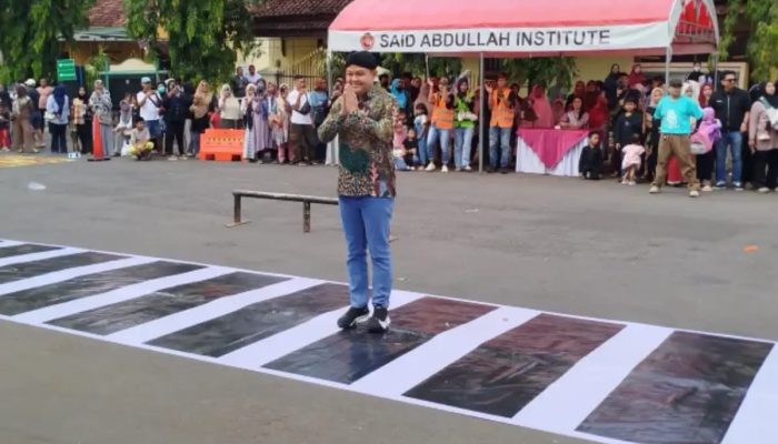 “Sunday Batik on the Street” 2026 Meriahkan Jalan di Sumenep, 70 Peserta Unjuk Gaya