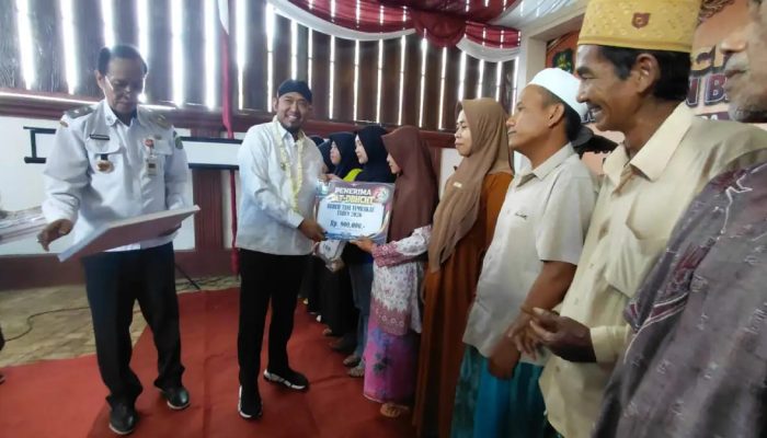 Pemkab Sumenep Salurkan BLT DBHCHT Kepada 2.600 Buruh Tani dan Buruh Pabrik Tembakau