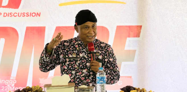 Ayah Diajak Antar Anak di Hari Pertama Sekolah