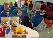 KPM STITA Latih Warga Beluk Raja Olah Temulawak Jadi Jamu Bubuk Kemasan
