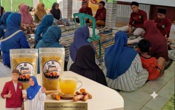 KPM STITA Latih Warga Beluk Raja Olah Temulawak Jadi Jamu Bubuk Kemasan