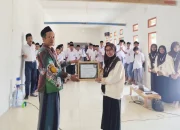 Kaji Pengelolaan Lingkungan, KKN Posko 10 UA Gelar Sosialisasi Sampah di Pesantren Mahasinul Akhlaq
