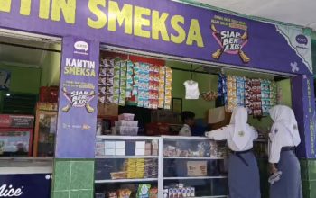 Usai Tinjau SIKAP, Kacabdindik Wilayah Sumenep Pastikan Kantin SMKN 1 Bebas Plastik