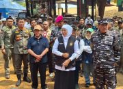 Khofifah Gelar Puncak Hari Jadi Jatim ke-81 di Pantai Slopeng, Soroti Kekayaan Bahari