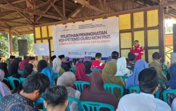 Seminar Pendidikan Kepulauan Dorong Guru Pagerungan Berinovasi di Tengah Keterbatasan